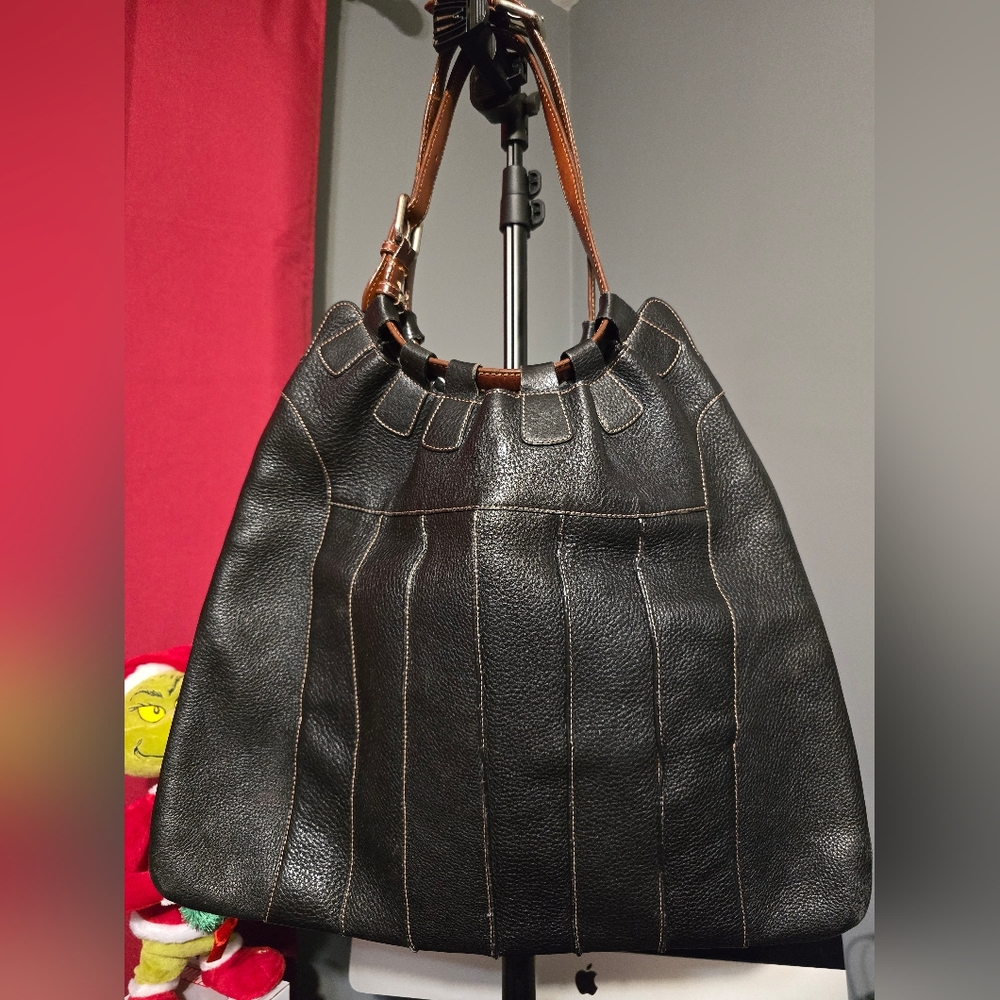 Tusk Elegant Black Leather Tote Bag